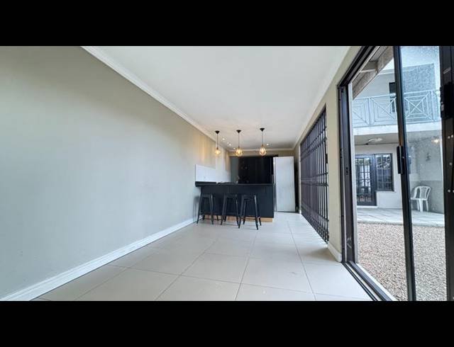 3 BEDROOM TOWNHOUSE FOR SALE IN MORNINGSIDE